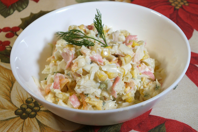 Крабовый салат без риса: легкий рецепт с ярким вкусом