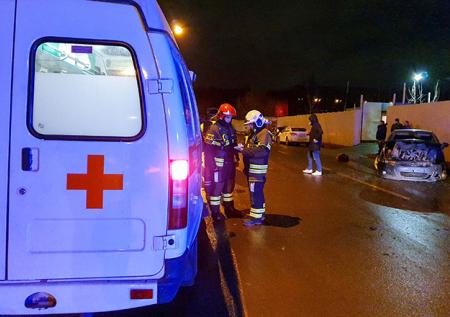 Два человека сломали шейные позвонки в ДТП на юге Москвы
