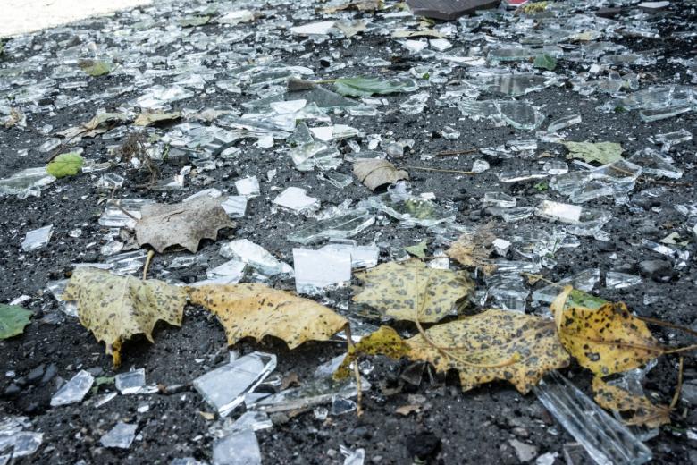 Донецк после обстрела со стороны ВСУ. Архив