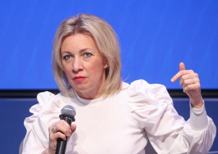 Захарова спросила Бербок о планах офицеров ФРГ бомбить Крымский мост