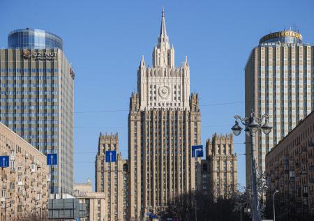 МИД РФ: Москва допускает зеркальную блокировку счетов иностранных посольств
