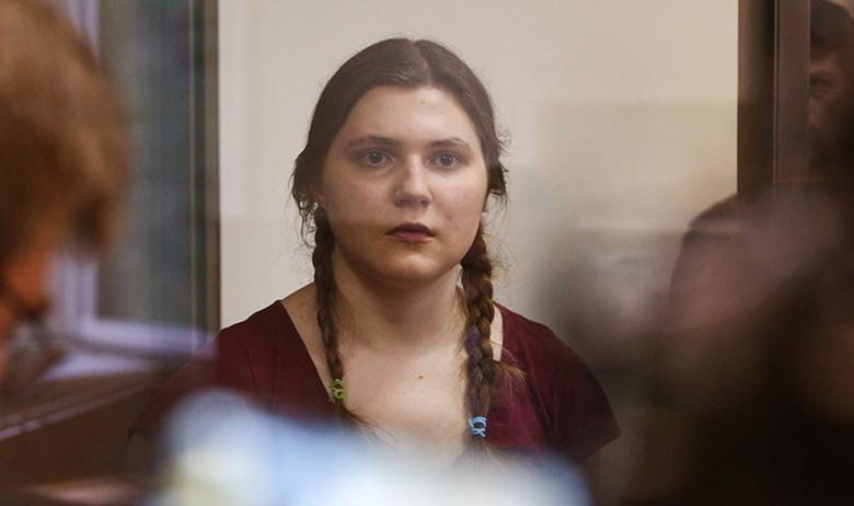Рассмотрение в Дорогомиловском суде ходатайства о продлении ареста фигурантке дела «Нового величия» Анны Павликовой