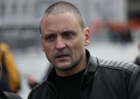 Удальцов заявил, что его задержали в Москве без предъявления обвинений