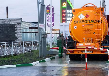 Бензин остаётся без роста
