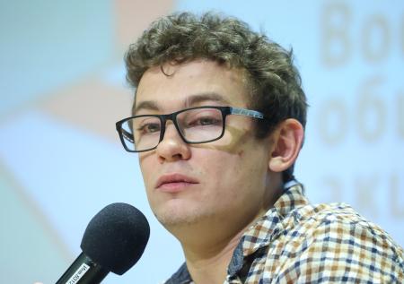 Стало известно, на чьем автомобиле Кологривый уехал из спецприемника