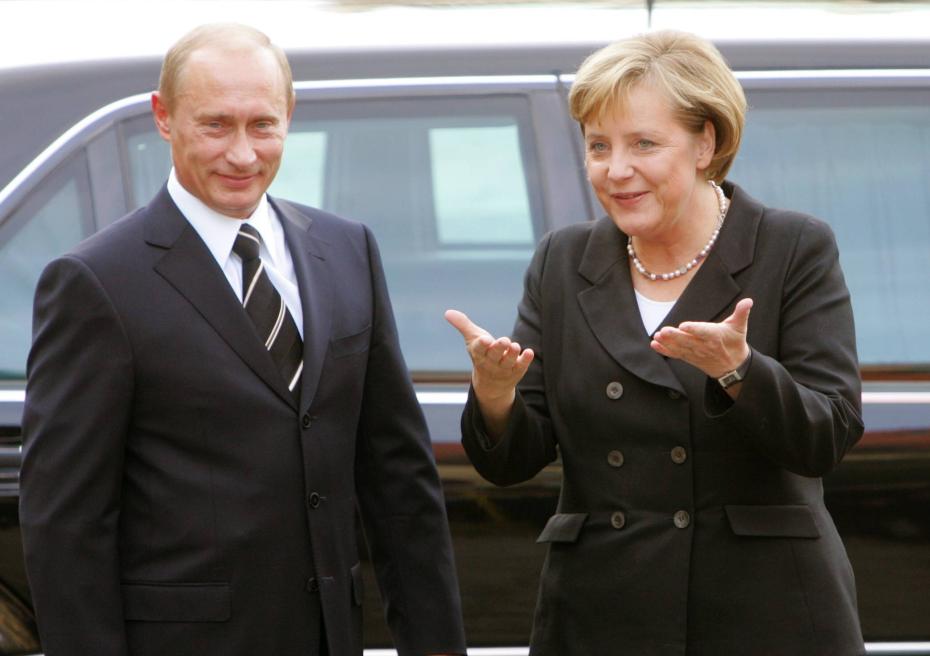 Канцлер Ангела Меркель Германия / ХДС приняла президента России Владимира Путина по случаю 6-го Петербургского диалога в Дрезден, 2006 г.