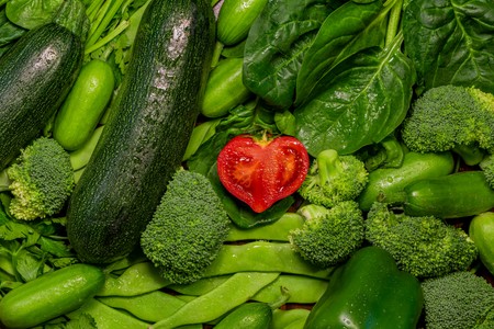 Гастроэнтеролог перечислила продукты для здоровья кожи и волос