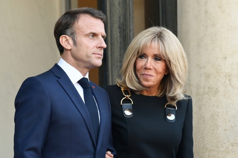 Эммануэль Макрон с супругой Брижит Макрон