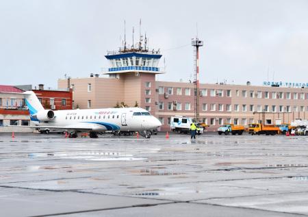  Авиакомпания «Ямал» пожаловалась на перегрузки SSJ при взлётах и посадках