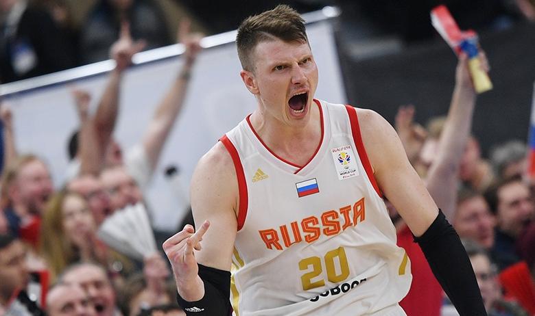 Игрок сборной России Андрей Воронцевич