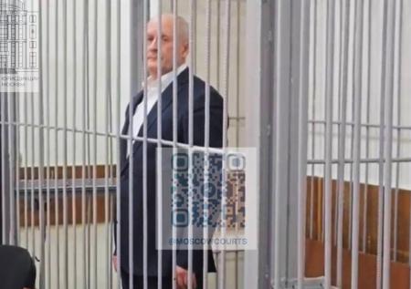 Начальник НИИ Минобороны арестован за получение взяток от сотрудников