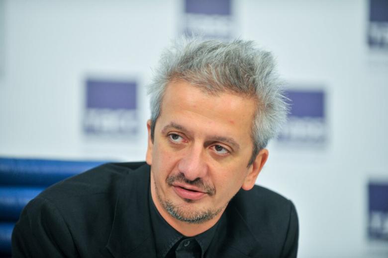 Константин Богомолов