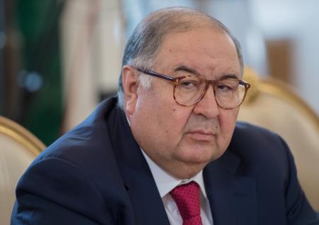 Развод с Винер, уход из федерации фехтования: как живет Алишер Усманов