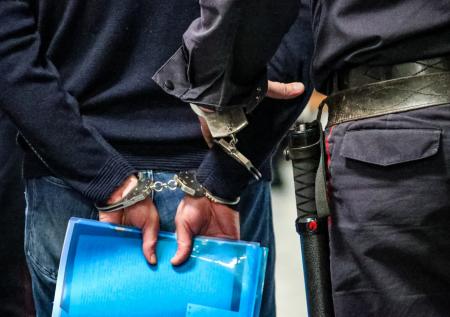 В Калининграде задержали мужчину, пожарившего курицу на Вечном огне