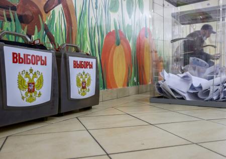 Политолог предрек массовые перевыборы глав регионов в России