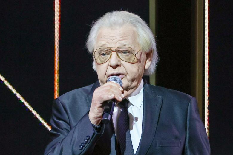 Юрий Антонов