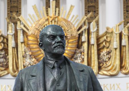 Россиянин решил обменять памятник Ленину на «Оку»