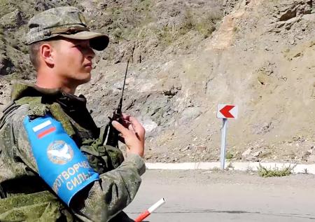В Кремле назвали причину вывода российских миротворцев из Карабаха