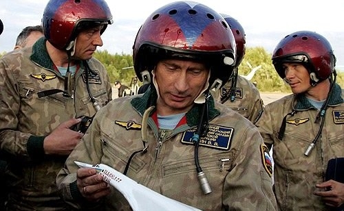 После окончания полёта на стратегическом бомбардировщике Ту-160, 2005 год