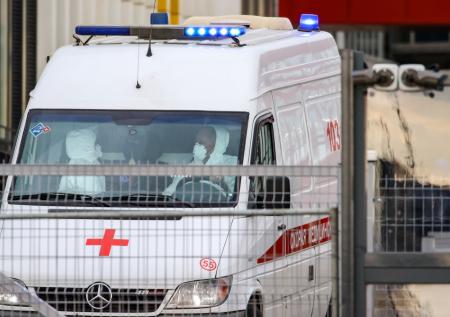 SHOT: жена хоккеиста «Северстали» на Porsche сбила девочку на переходе