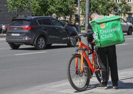 Курьеры Delivery Club объявили бессрочную забастовку в Москве