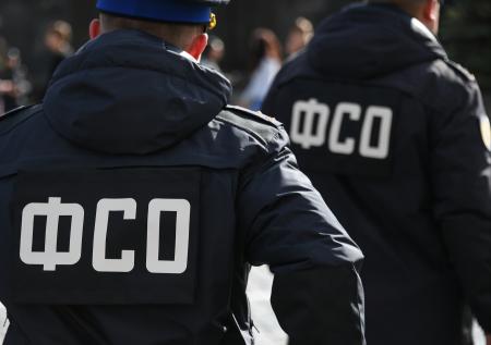 Разбившего стекло машины ФСО солдата отправили к психиатрам 