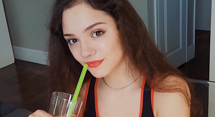 Фигуристка пристально следит за своим питанием