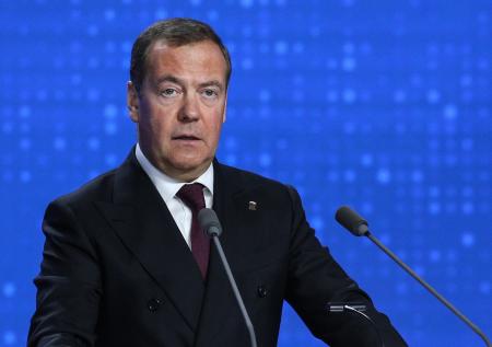 «Не международный акт»: Медведев о правилах, которыми «тыкает» Запад
