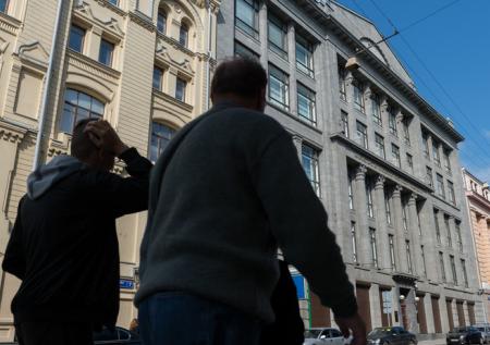 Минфин разместил ОФЗ на 124,62 млрд рублей