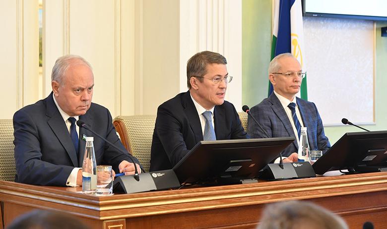 Врио главы Башкирии Радий Хабиров