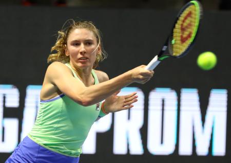 Александрова обыграла Касаткину на турнире WTA