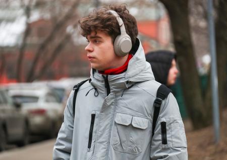 Шмыгаль не нашел оснований запрещать на Украине песни на русском языке