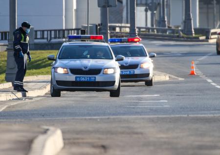 Сотрудников силовых структур вынудили раскрыть номера личных автомобилей