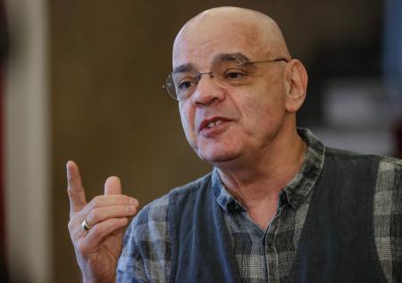 Дебют внучки Золотухина: как Райкин превратил Островского в балаган