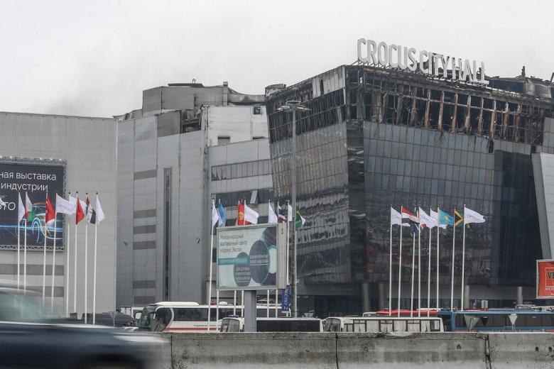 Красногорск. Здание концертного зала «Крокус Сити Холл» после пожара