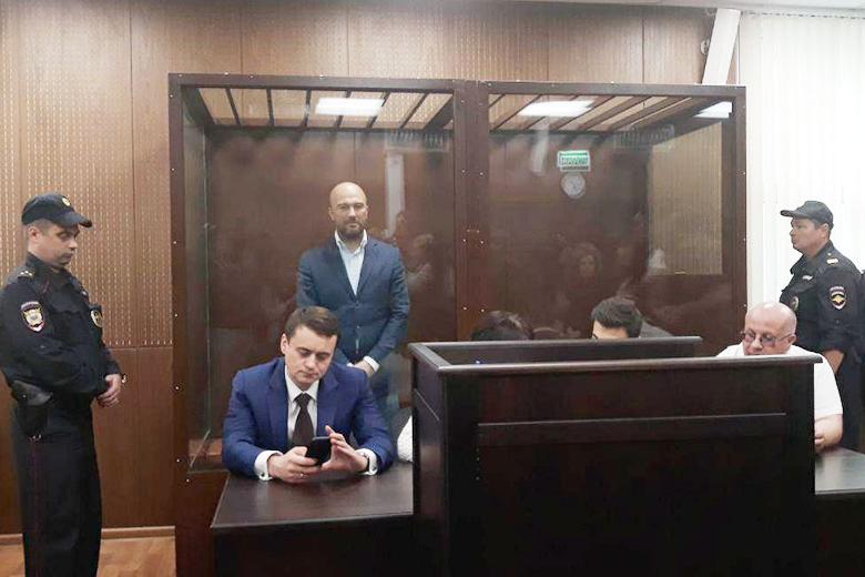 Дмитрий Мазуров