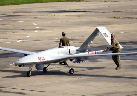 На Украине намекнули на бесполезность беспилотников Bayraktar
