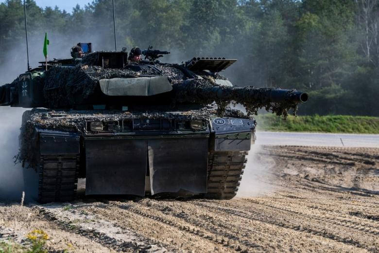 Немецкий боевой танк Leopard 2