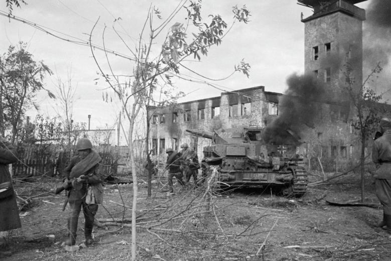 Великая Отечественная война 1941–1945 годов. Оборона Сталинграда. Уличный бой