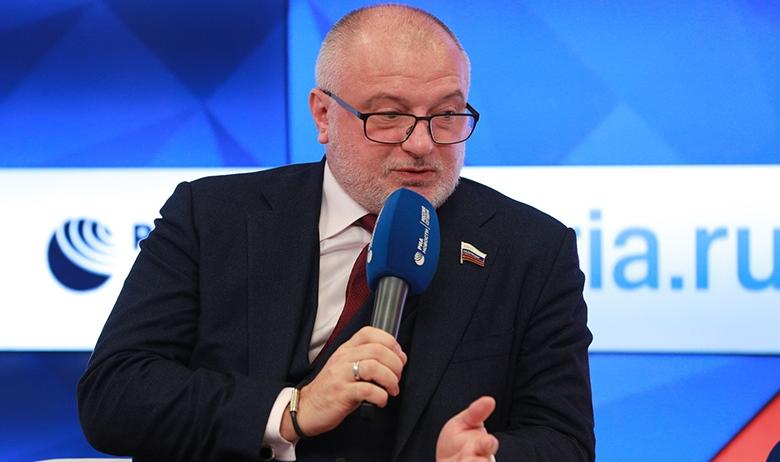 Андрей Клишас