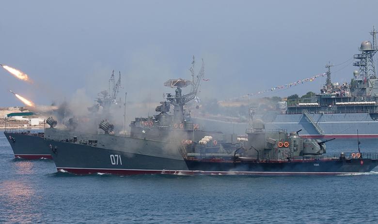 Ракетные стрельбы Черноморского флота РФ