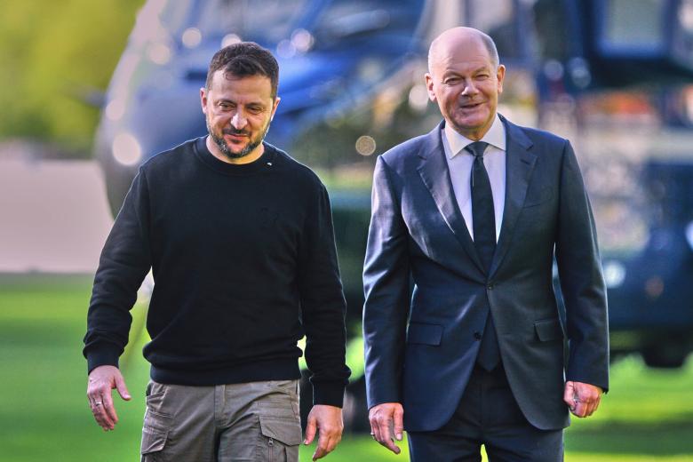 Олаф Шольц и Владимир Зеленский 