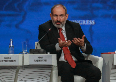 Пашинян рассказал, мешают ли ему велопробеги руководить страной