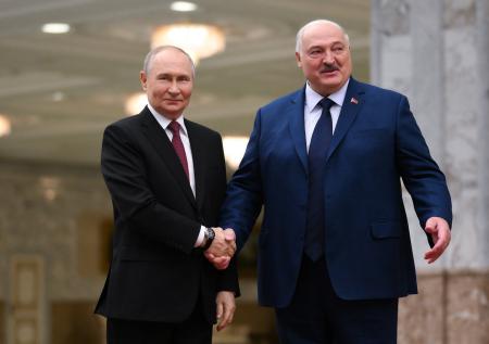 Путин встретился с Лукашенко в Минске