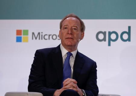 Microsoft постепенно свернет бизнес в России