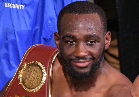 Кроуфорд нокаутировал Брука и отстоял титул чемпиона WBO