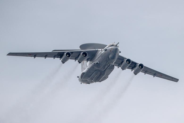 Самолет дальнего радиолокационного обнаружения и управления А-50