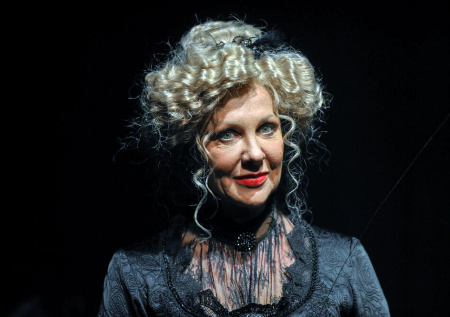 «Возраст не победить»: Яковлева о пластике, «Интердевочке», кризисе в браке