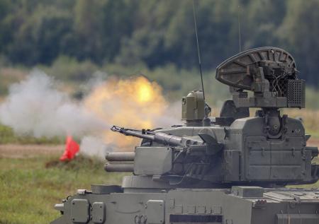 Минобороны показало кадры уничтоженных украинских танков и Су-24М