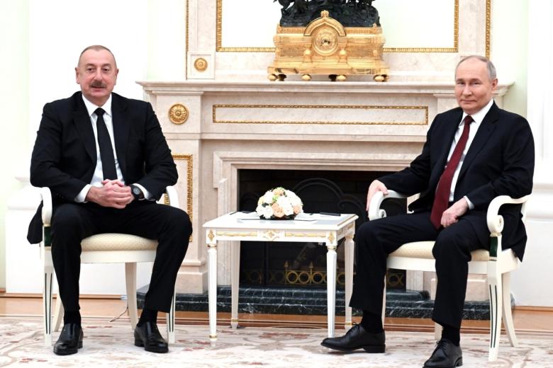 Президент РФ Владимир Путин с президентом Азербайджана Ильхамом Алиевым